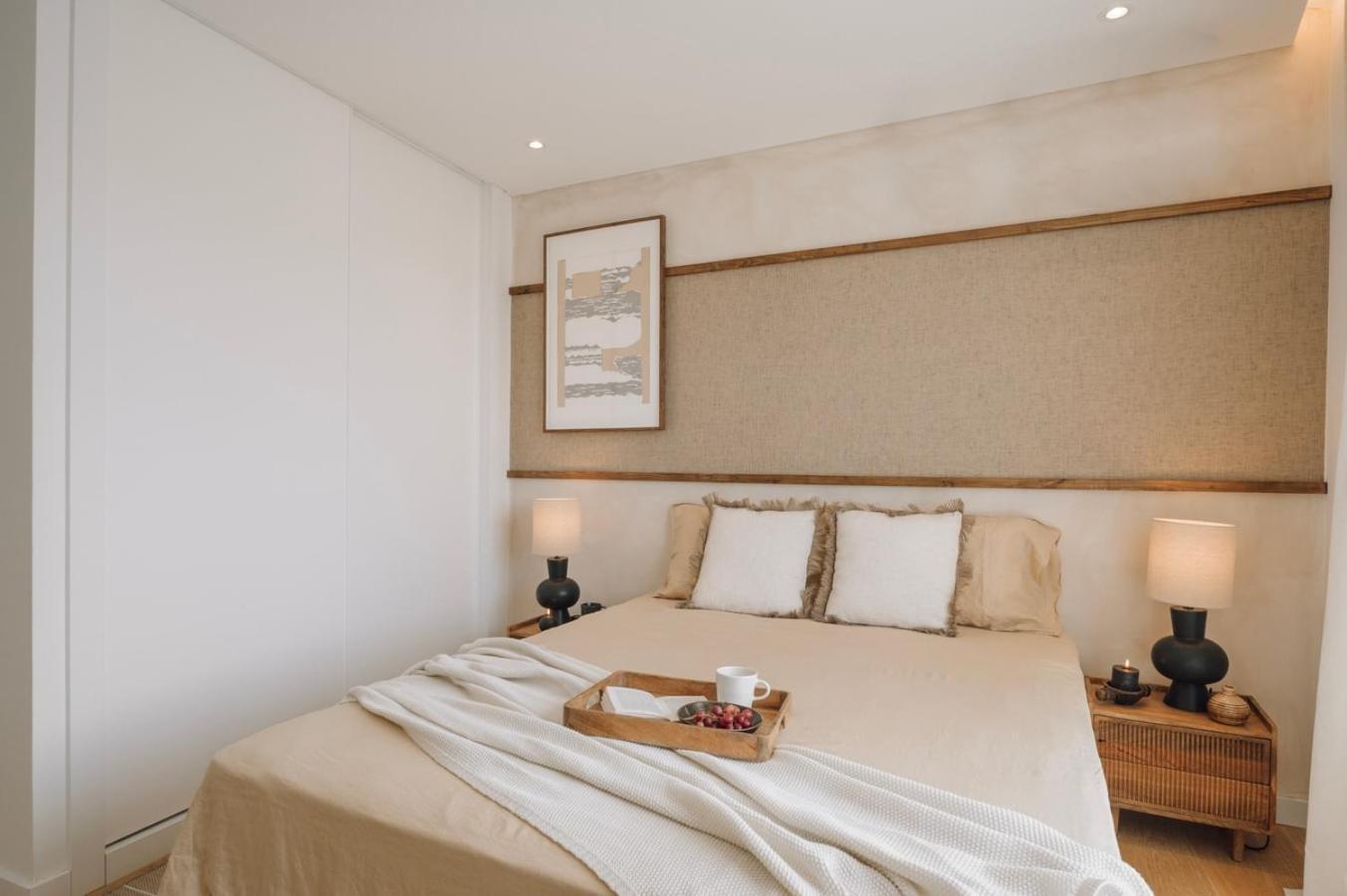 Piombino - 2 Bedrooms And Terrace In Alvalade * Lisbon