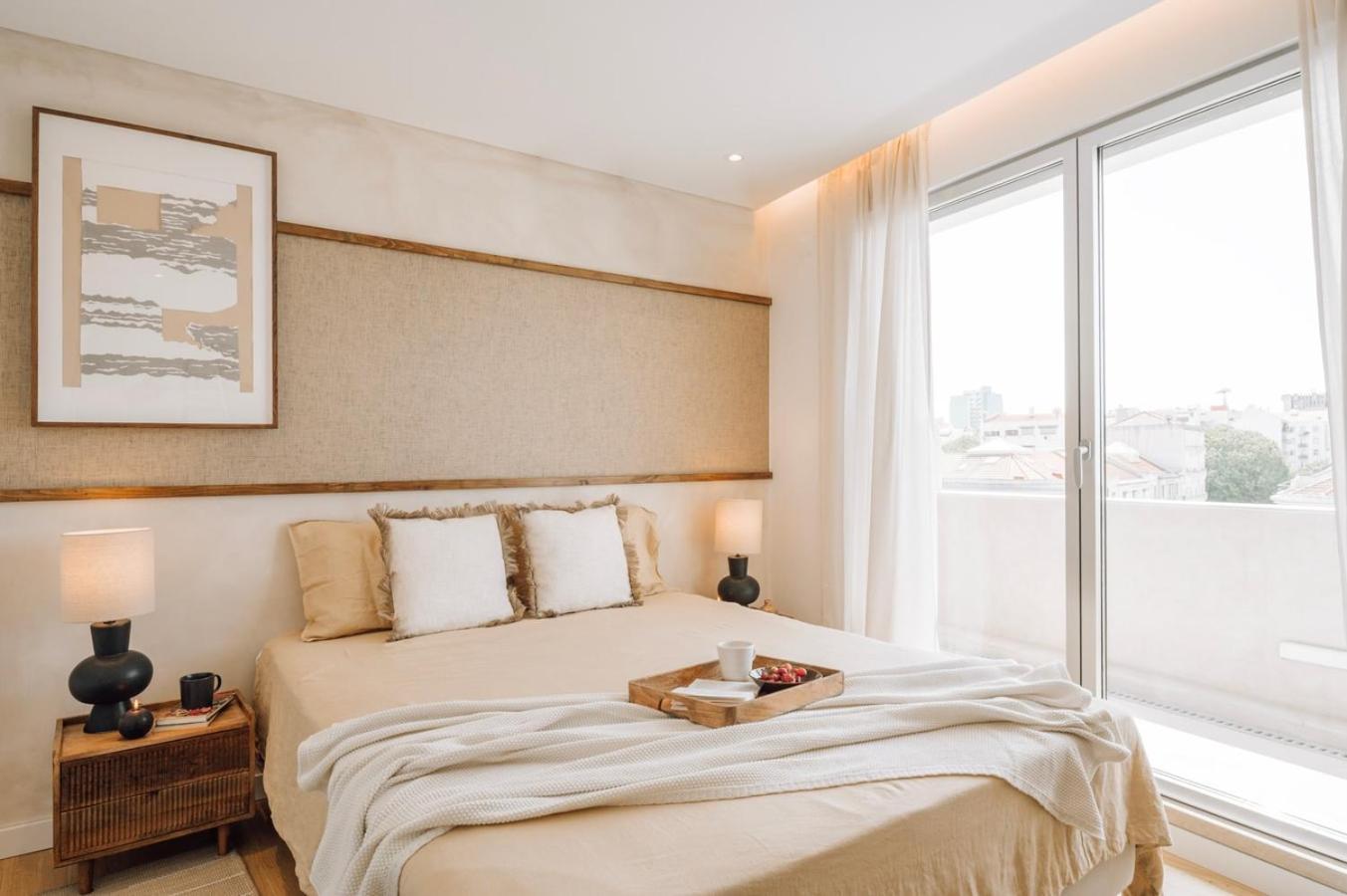Apartment Piombino - 2 Bedrooms And Terrace In Alvalade Lisbon